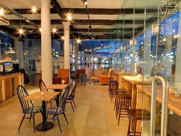 【アーコール/ercol / GOODS】のOriginals 1875A Quaker Armchair / オリジナルズ 1875A クゥエーカー アームチェア インテリア・キッズ・メンズ・レディースファッション・服の通販 founy(ファニー) 　送料無料　Free Shipping　クッション　Cushion, Throw Pillow　ホーム・キャンプ・アウトドア・お取り寄せ　Home Living / Home & Lifestyle / Camping Gear / Outdoor Camping　家具・インテリア　Home Furniture & Interior. Stylish & Functional Living Spaces　チェア・椅子　Seating & Chairs　ダイニングチェア・木製チェア　Dining Chairs　ホーム・キャンプ・アウトドア・お取り寄せ　Home Living / Home & Lifestyle / Camping Gear / Outdoor Camping　家具・インテリア　Home Furniture & Interior. Stylish & Functional Living Spaces　チェア・椅子　Seating & Chairs　アームチェア・アクセントチェア　Armchairs & Accent Chairs　|ID: prp329100000010669 ipo3291000000034584980