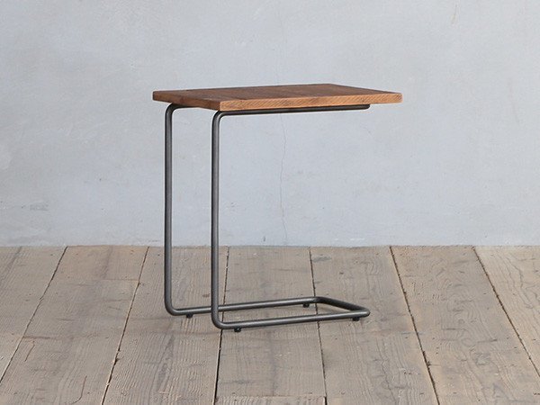 【ノットアンティークス/knot antiques / CRASH GATE / GOODS】のCHAY SIDE TABLE / チャイ2 サイドテーブル インテリア・キッズ・メンズ・レディースファッション・服の通販 founy(ファニー) https://founy.com/ シンプル Simple, Minimal テーブル Table, Dining Table フレーム Frame, Outline ホーム・キャンプ・アウトドア・お取り寄せ Home Living / Home & Lifestyle / Camping Gear / Outdoor Camping 家具・インテリア Home Furniture & Interior. Stylish & Functional Living Spaces テーブル Dining, Coffee & Side Tables サイドテーブル・ナイトテーブル Side & End Tables |ID: prp329100000010678 ipo3291000000030187914