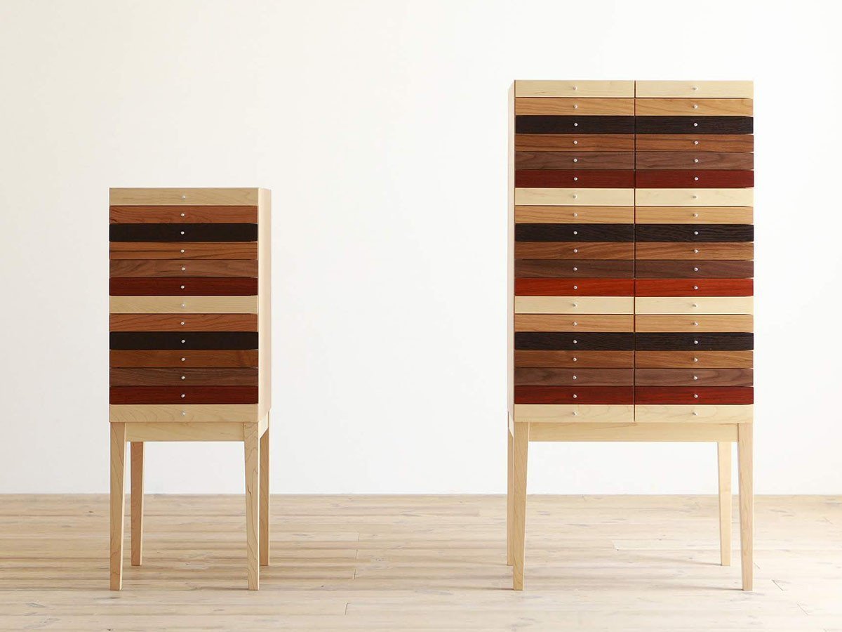 【広松木工/Hiromatsu Furniture / GOODS】のSONO / ソノ チェスト 056 インテリア・キッズ・メンズ・レディースファッション・服の通販 founy(ファニー) オイル Body Oil スリット Slit, Slit Detail チェリー Cherry, Cherry Pattern ビジネス 仕事 通勤 Business / Work / Commuting ホーム・キャンプ・アウトドア・お取り寄せ Home Living / Home & Lifestyle / Camping Gear / Outdoor Camping 家具・インテリア Home Furniture & Interior. Stylish & Functional Living Spaces 収納家具・キャビネット Storage Furniture チェスト・収納引き出し Drawers / Storage Chest 左:同シリーズの「チェスト035」、右:本商品|ID: prp329100000010693 ipo3291000000036858441