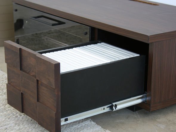 【フライミールーム/FLYMEe Room / GOODS】のTV BOARD / テレビボード 幅90cm f1152 インテリア・キッズ・メンズ・レディースファッション・服の通販 founy(ファニー) 　ガラス　Glass, Glassware　コンパクト　Compact, Small Size　モダン　Modern, Contemporary　ホーム・キャンプ・アウトドア・お取り寄せ　Home Living / Home & Lifestyle / Camping Gear / Outdoor Camping　家具・インテリア　Home Furniture & Interior. Stylish & Functional Living Spaces　テレビボード・テレビ台　TV Cabinets & Consoles　テレビ台・TVボード　Tv Board　引出しにはディスクなどをまとめて収納。スライドレール式で開閉もスムーズです。|ID: prp329100000010713 ipo3291000000036647505