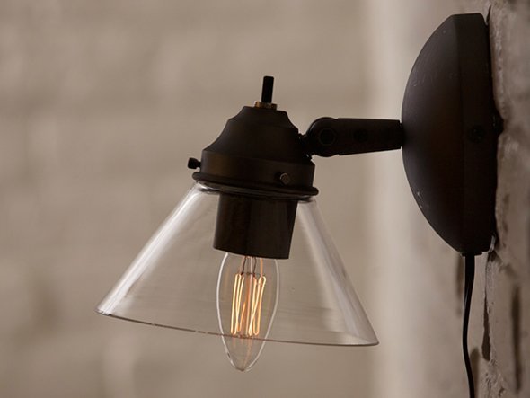 【フライミー ファクトリー/FLYMEe Factory / GOODS】のCUSTOM SERIES Classic Wall Lamp × Trans Soil / カスタムシリーズ クラシックウォールランプ × トランス(ソイル) インテリア・キッズ・メンズ・レディースファッション・服の通販 founy(ファニー) 　ガラス　Glass, Glassware　クラシック　Classic, Timeless Style　シンプル　Simple, Minimal　デスク　Desk, Work Desk　フォルム　Silhouette, Form　送料無料　Free Shipping　ホーム・キャンプ・アウトドア・お取り寄せ　Home Living / Home & Lifestyle / Camping Gear / Outdoor Camping　家具・インテリア　Home Furniture & Interior. Stylish & Functional Living Spaces　ライト・照明　Lamps & Lighting Fixtures　参考イメージ|ID: prp329100000010869 ipo3291000000034059188