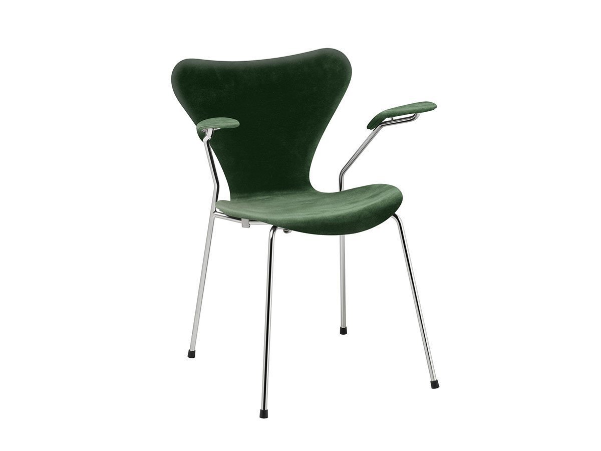 【フリッツ ハンセン/FRITZ HANSEN / GOODS】のSERIES 7 / セブンチェア フルパディング アームチェア ベルベット 3207 インテリア・キッズ・メンズ・レディースファッション・服の通販 founy(ファニー) 　コーティング　Coating, Coated Finish　シンプル　Simple, Minimal　バランス　Balance, Style Balance　パウダー　Powder, Soft Tone　ファブリック　Fabric, Textile　フォルム　Silhouette, Form　フォーマル　Formal, Dressy　ベルベット　Velvet, Velvety　モダン　Modern, Contemporary　送料無料　Free Shipping　ホーム・キャンプ・アウトドア・お取り寄せ　Home Living / Home & Lifestyle / Camping Gear / Outdoor Camping　家具・インテリア　Home Furniture & Interior. Stylish & Functional Living Spaces　チェア・椅子　Seating & Chairs　ダイニングチェア・木製チェア　Dining Chairs　ホーム・キャンプ・アウトドア・お取り寄せ　Home Living / Home & Lifestyle / Camping Gear / Outdoor Camping　家具・インテリア　Home Furniture & Interior. Stylish & Functional Living Spaces　チェア・椅子　Seating & Chairs　アームチェア・アクセントチェア　Armchairs & Accent Chairs　張地:BELFAST フォレストグリーン(カテゴリー1)、脚部:クローム仕上|ID: prp329100000010939 ipo3291000000033451707