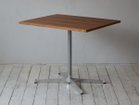 【グリニッチ オリジナル ファニチャー/greeniche original furniture / GOODS】のCafe Table / カフェテーブル 800 × 600 / 900 × 700 天板ウッド:チーク、脚部シルバー、サイズ:幅90 × 奥行70 × 高さ72.5cm|ID: prp329100000010948 ipo3291000000030238714