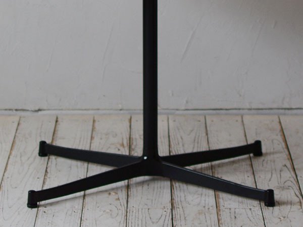 【グリニッチ オリジナル ファニチャー/greeniche original furniture / GOODS】のCafe Table / カフェテーブル 800 × 600 / 900 × 700 インテリア・キッズ・メンズ・レディースファッション・服の通販 founy(ファニー) 　オイル　Oil　スタンダード　Standard　センター　Center　テーブル　Table　人気　Popularity　おすすめ　Recommend　ホーム・キャンプ・アウトドア・お取り寄せ　Home,Garden,Outdoor,Camping Gear　家具・インテリア　Furniture　テーブル　Table　カフェテーブル　Cafe Table　脚部ブラック|ID: prp329100000010948 ipo3291000000030238854