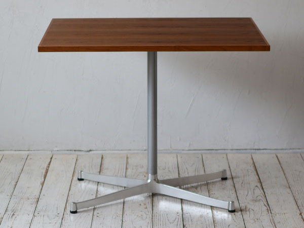 【グリニッチ オリジナル ファニチャー/greeniche original furniture / GOODS】のCafe Table / カフェテーブル 800 × 600 / 900 × 700 インテリア・キッズ・メンズ・レディースファッション・服の通販 founy(ファニー) 　オイル　Oil　スタンダード　Standard　センター　Center　テーブル　Table　人気　Popularity　おすすめ　Recommend　ホーム・キャンプ・アウトドア・お取り寄せ　Home,Garden,Outdoor,Camping Gear　家具・インテリア　Furniture　テーブル　Table　カフェテーブル　Cafe Table　天板ウッド:チーク、脚部シルバー|ID: prp329100000010948 ipo3291000000030238933
