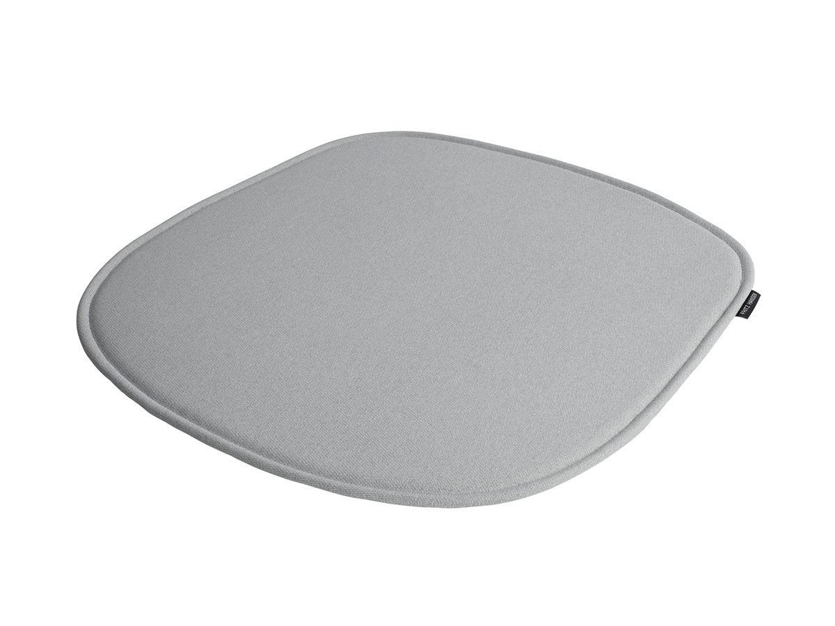 【フリッツ ハンセン/FRITZ HANSEN / GOODS】のSEAT CUSHION for N02 RECYCLE / N02 リサイクル用シートクッション N02-70 インテリア・キッズ・メンズ・レディースファッション・服の通販 founy(ファニー) 　クッション　Cushion　ホーム・キャンプ・アウトドア・お取り寄せ　Home,Garden,Outdoor,Camping Gear　家具・インテリア　Furniture　その他 インテリア雑貨、家具　Furniture, Interior, Others　ライトグレー(JUST 60118)|ID: prp329100000011008 ipo3291000000030172690