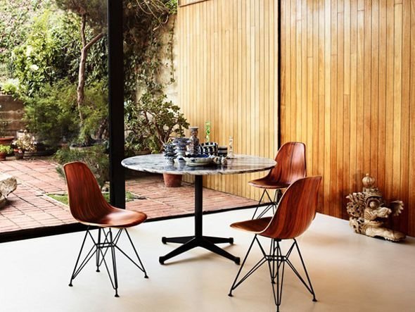 【ハーマンミラー/Herman Miller / GOODS】のEames Molded Wood Shell Chair / イームズ ウッドシェルチェア ワイヤーベース DWSR. BK / DWSR. 91 / DWSR. 47 人気、トレンドファッション・服の通販 founy(ファニー) 　ウッド　Wooden Design　シンプル　Simple, Minimal　フォルム　Silhouette, Form　ワイヤー　Wire, Wired Bra　ホーム・キャンプ・アウトドア・お取り寄せ　Home Living / Home & Lifestyle / Camping Gear / Outdoor Camping　家具・インテリア　Home Furniture & Interior. Stylish & Functional Living Spaces　チェア・椅子　Seating & Chairs　ダイニングチェア・木製チェア　Dining Chairs　other-4|ID: prp329100000011036 ipo3291000000031550117