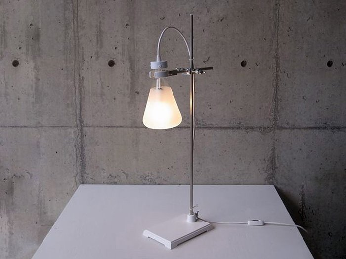 【アボード/abode / GOODS】のFLASK - table / フラスコ テーブルライト インテリア・キッズ・メンズ・レディースファッション・服の通販 founy(ファニー) https://founy.com/ 送料無料 Free Shipping テーブル Table, Dining Table デスク Desk, Work Desk フォルム Silhouette, Form ホーム・キャンプ・アウトドア・お取り寄せ Home Living / Home & Lifestyle / Camping Gear / Outdoor Camping 家具・インテリア Home Furniture & Interior. Stylish & Functional Living Spaces ライト・照明 Lamps & Lighting Fixtures デスクライト・卓上照明 Desk Lamp / Table Lamp / Study Light |ID: prp329100000011171 ipo3291000000036847920