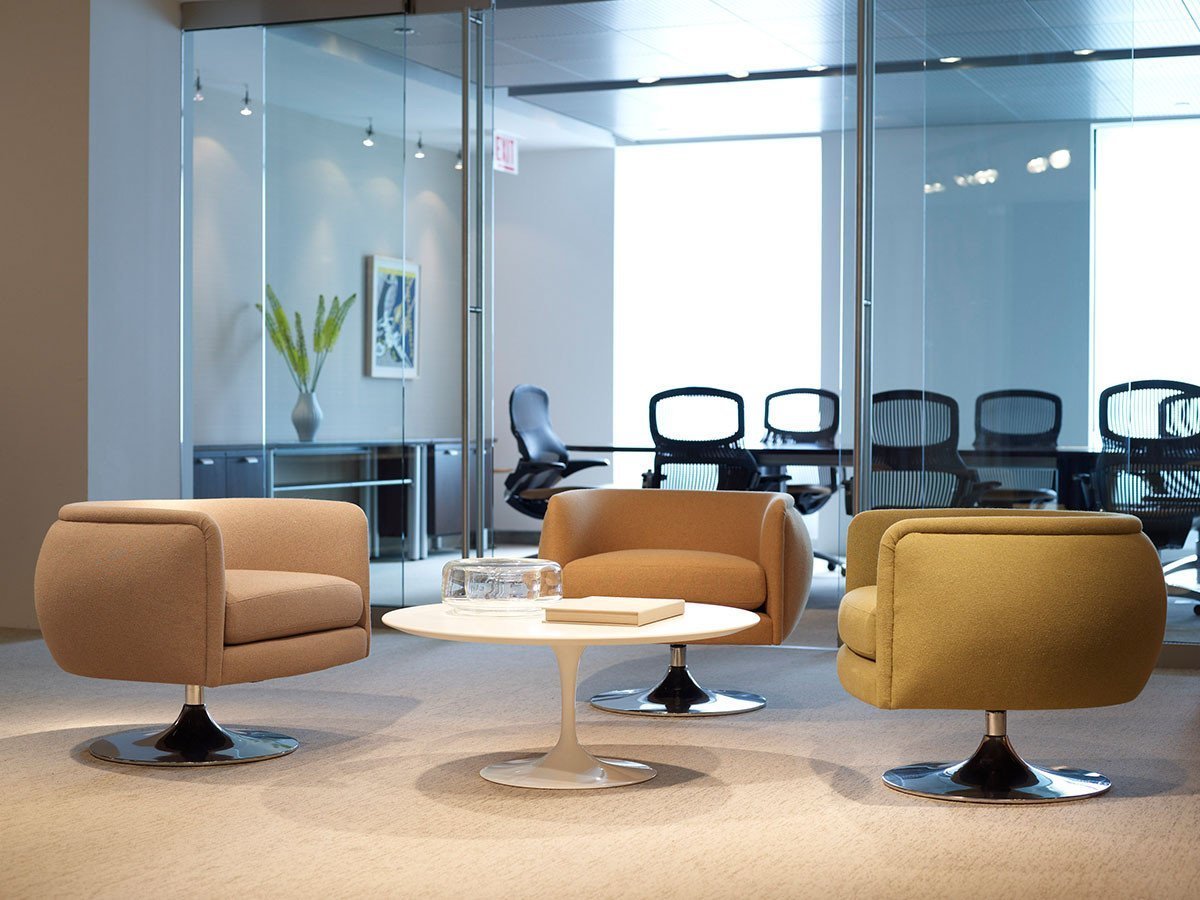 【ノル/Knoll / GOODS】のSaarinen Collection Round Coffee Table / サーリネン コレクション ラウンドコーヒーテーブル(ラミネート / ラッカー / ウッド) 人気、トレンドファッション・服の通販 founy(ファニー) 　なめらか　Smooth, Silky Texture　ウッド　Wooden Design　コレクション　Collection, Seasonal Line　テーブル　Table, Dining Table　フォルム　Silhouette, Form　ラウンド　Round, Round Neck　ホーム・キャンプ・アウトドア・お取り寄せ　Home Living / Home & Lifestyle / Camping Gear / Outdoor Camping　家具・インテリア　Home Furniture & Interior. Stylish & Functional Living Spaces　テーブル　Dining, Coffee & Side Tables　ローテーブル・センターテーブル　Coffee & Center Tables　other-2|ID: prp329100000011186 ipo3291000000031529777