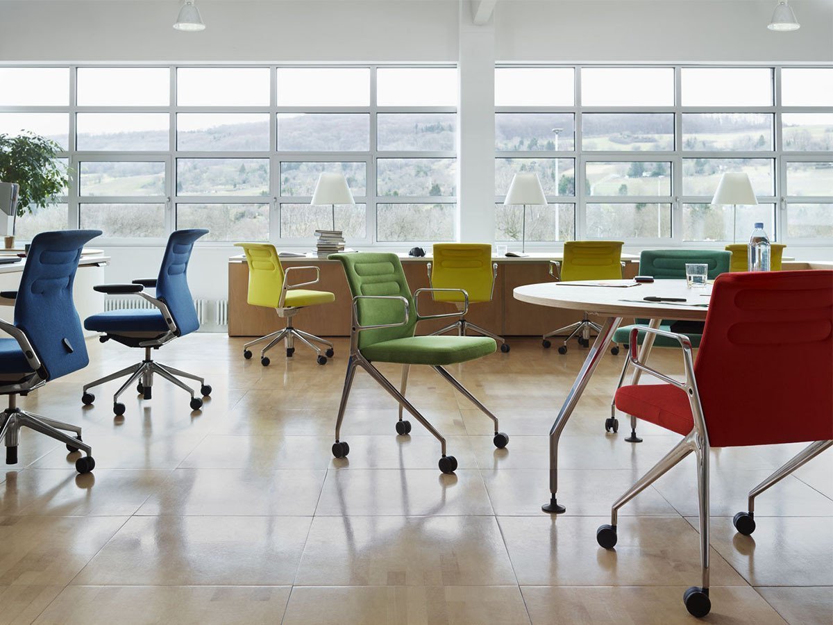 【ヴィトラ/Vitra / GOODS】のAC 5 Studio / AC 5 スタジオ インテリア・キッズ・メンズ・レディースファッション・服の通販 founy(ファニー) 　イタリア　Italy　エレガント 上品　Elegant　コンパクト　Compact, Small Size　シンプル　Simple, Minimal　フォルム　Silhouette, Form　フレーム　Frame, Outline　ミラノ　Milano Style, Italian-Inspired　モダン　Modern, Contemporary　送料無料　Free Shipping　ホーム・キャンプ・アウトドア・お取り寄せ　Home Living / Home & Lifestyle / Camping Gear / Outdoor Camping　家具・インテリア　Home Furniture & Interior. Stylish & Functional Living Spaces　チェア・椅子　Seating & Chairs　オフィスチェア・在宅ワーク用チェア　Office & Desk Chairs　|ID: prp329100000964809 ipo3291000000036273377