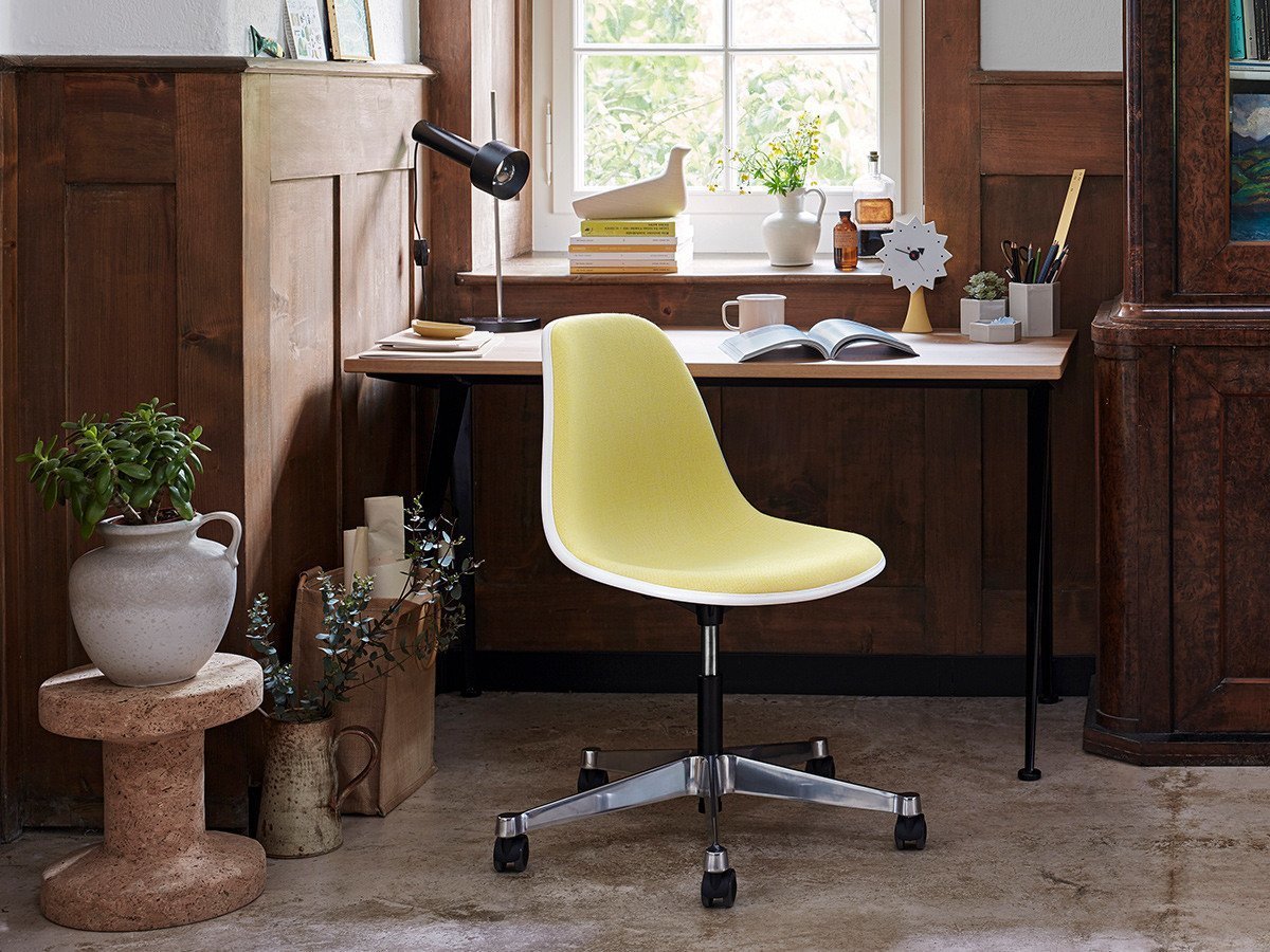 【ヴィトラ/Vitra / GOODS】のCork Family / コルク ファミリー モデル B 人気、トレンドファッション・服の通販 founy(ファニー) 　送料無料　Free Shipping　グラデーション　Gradient, Ombre　コルク　Cork, Cork Material　テーブル　Table, Dining Table　プレミアム　Premium, High-End　軽量　Lightweight, Ultra Light　ホーム・キャンプ・アウトドア・お取り寄せ　Home Living / Home & Lifestyle / Camping Gear / Outdoor Camping　家具・インテリア　Home Furniture & Interior. Stylish & Functional Living Spaces　チェア・椅子　Seating & Chairs　スツール・バースツール　Stools & Bar Stools　ホーム・キャンプ・アウトドア・お取り寄せ　Home Living / Home & Lifestyle / Camping Gear / Outdoor Camping　家具・インテリア　Home Furniture & Interior. Stylish & Functional Living Spaces　テーブル　Dining, Coffee & Side Tables　サイドテーブル・ナイトテーブル　Side & End Tables　other-4|ID: prp329100001015546 ipo3291000000031525188
