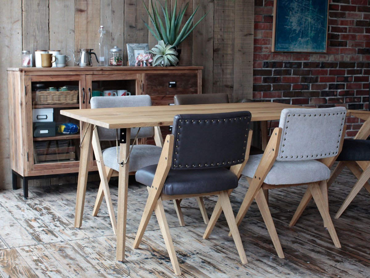 【イージーライフ/Easy Life / GOODS】のMEATH DINING TABLE / ミース ダイニングテーブル スクエア天板 + No.3脚(ブラス脚) 人気、トレンドファッション・服の通販 founy(ファニー) 　オイル　Body Oil　コーティング　Coating, Coated Finish　スクエア　Square, Square Shape　スタッズ　Studs, Metal Accents　テーブル　Table, Dining Table　ビンテージ　Vintage, Retro Style　ベーシック　Basic, Essential　メタリック　Metallic, Shiny Finish　ホーム・キャンプ・アウトドア・お取り寄せ　Home Living / Home & Lifestyle / Camping Gear / Outdoor Camping　家具・インテリア　Home Furniture & Interior. Stylish & Functional Living Spaces　テーブル　Dining, Coffee & Side Tables　ダイニングテーブル・食卓テーブル　Dining Tables　other-5|ID: prp329100001136777 ipo3291000000031467640