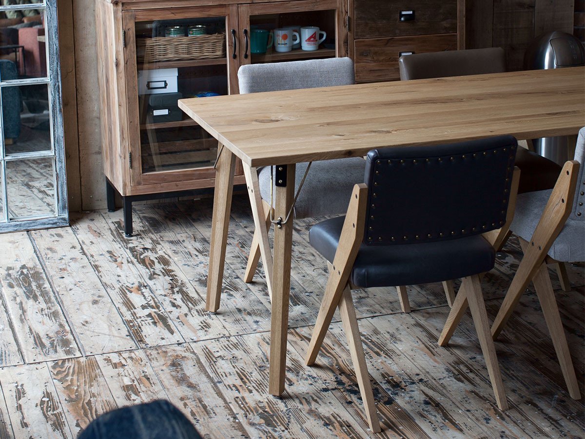 【イージーライフ/Easy Life / GOODS】のMEATH DINING TABLE / ミース ダイニングテーブル スクエア天板 + No.3脚(ブラス脚) 人気、トレンドファッション・服の通販 founy(ファニー) 　オイル　Body Oil　コーティング　Coating, Coated Finish　スクエア　Square, Square Shape　スタッズ　Studs, Metal Accents　テーブル　Table, Dining Table　ビンテージ　Vintage, Retro Style　ベーシック　Basic, Essential　メタリック　Metallic, Shiny Finish　ホーム・キャンプ・アウトドア・お取り寄せ　Home Living / Home & Lifestyle / Camping Gear / Outdoor Camping　家具・インテリア　Home Furniture & Interior. Stylish & Functional Living Spaces　テーブル　Dining, Coffee & Side Tables　ダイニングテーブル・食卓テーブル　Dining Tables　other-6|ID: prp329100001136777 ipo3291000000031467641