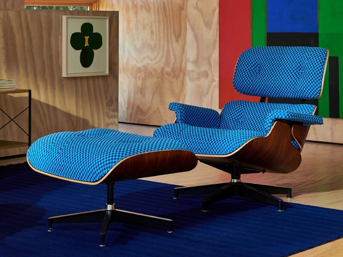 【ハーマンミラー/Herman Miller / GOODS】のEames Molded Plywood Lounge Chair / イームズ プライウッド ラウンジチェア メタルレッグ LCM. BK / LCM. 47 インテリア・キッズ・メンズ・レディースファッション・服の通販 founy(ファニー) 　軽量　Lightweight, Ultra Light　フィット　Fit, Slim Fit　ホーム・キャンプ・アウトドア・お取り寄せ　Home Living / Home & Lifestyle / Camping Gear / Outdoor Camping　家具・インテリア　Home Furniture & Interior. Stylish & Functional Living Spaces　チェア・椅子　Seating & Chairs　ラウンジチェア・リクライナー　Lounge Chairs / Recliners　《 Modern Classic Sale 開催中 》|ID: prp329100001177105 ipo3291000000036305446