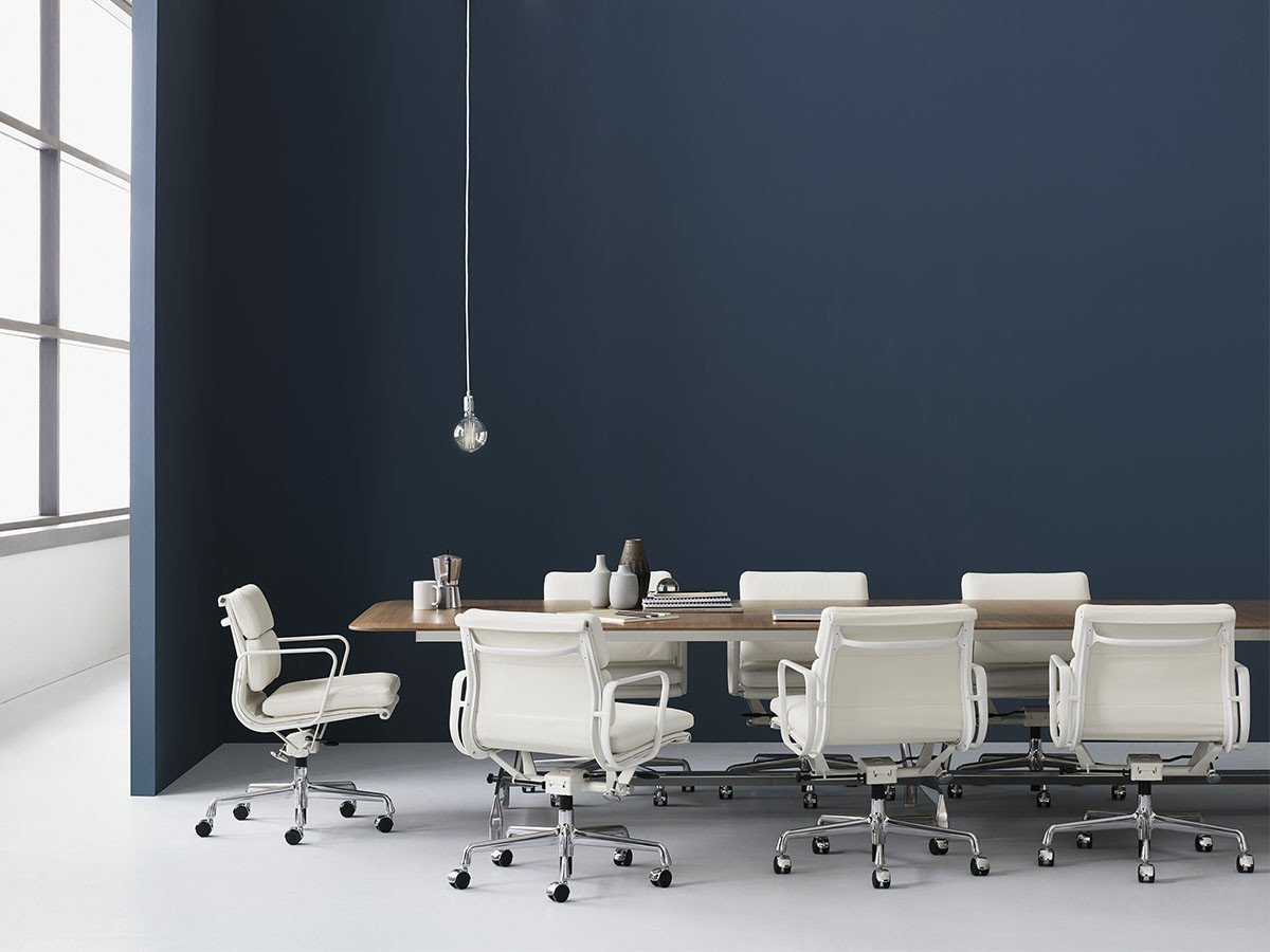 【ハーマンミラー/Herman Miller / GOODS】のEames Soft Pad Group Chair Management Chair / イームズ ソフトパッドグループチェア マネジメントチェア インテリア・キッズ・メンズ・レディースファッション・服の通販 founy(ファニー) 　クッション　Cushion, Throw Pillow　クラシック　Classic, Timeless Style　軽量　Lightweight, Ultra Light　フレーム　Frame, Outline　おすすめ　Recommended / Our Picks　ホーム・キャンプ・アウトドア・お取り寄せ　Home Living / Home & Lifestyle / Camping Gear / Outdoor Camping　家具・インテリア　Home Furniture & Interior. Stylish & Functional Living Spaces　チェア・椅子　Seating & Chairs　オフィスチェア・在宅ワーク用チェア　Office & Desk Chairs　参考イメージ|ID: prp329100001177108 ipo3291000000034210903