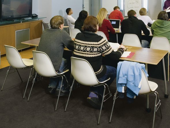 【ハーマンミラー/Herman Miller / GOODS】のEames Molded Plastic Side Shell Chair / イームズ プラスチックサイドシェルチェア スタッキングベース DSS. 47 インテリア・キッズ・メンズ・レディースファッション・服の通販 founy(ファニー) シンプル Simple, Minimal 人気 Popular, Best Seller フォルム Silhouette, Form ホーム・キャンプ・アウトドア・お取り寄せ Home Living / Home & Lifestyle / Camping Gear / Outdoor Camping 家具・インテリア Home Furniture & Interior. Stylish & Functional Living Spaces チェア・椅子 Seating & Chairs ダイニングチェア・木製チェア Dining Chairs シェルホワイト|ID: prp329100001178541 ipo3291000000036293735