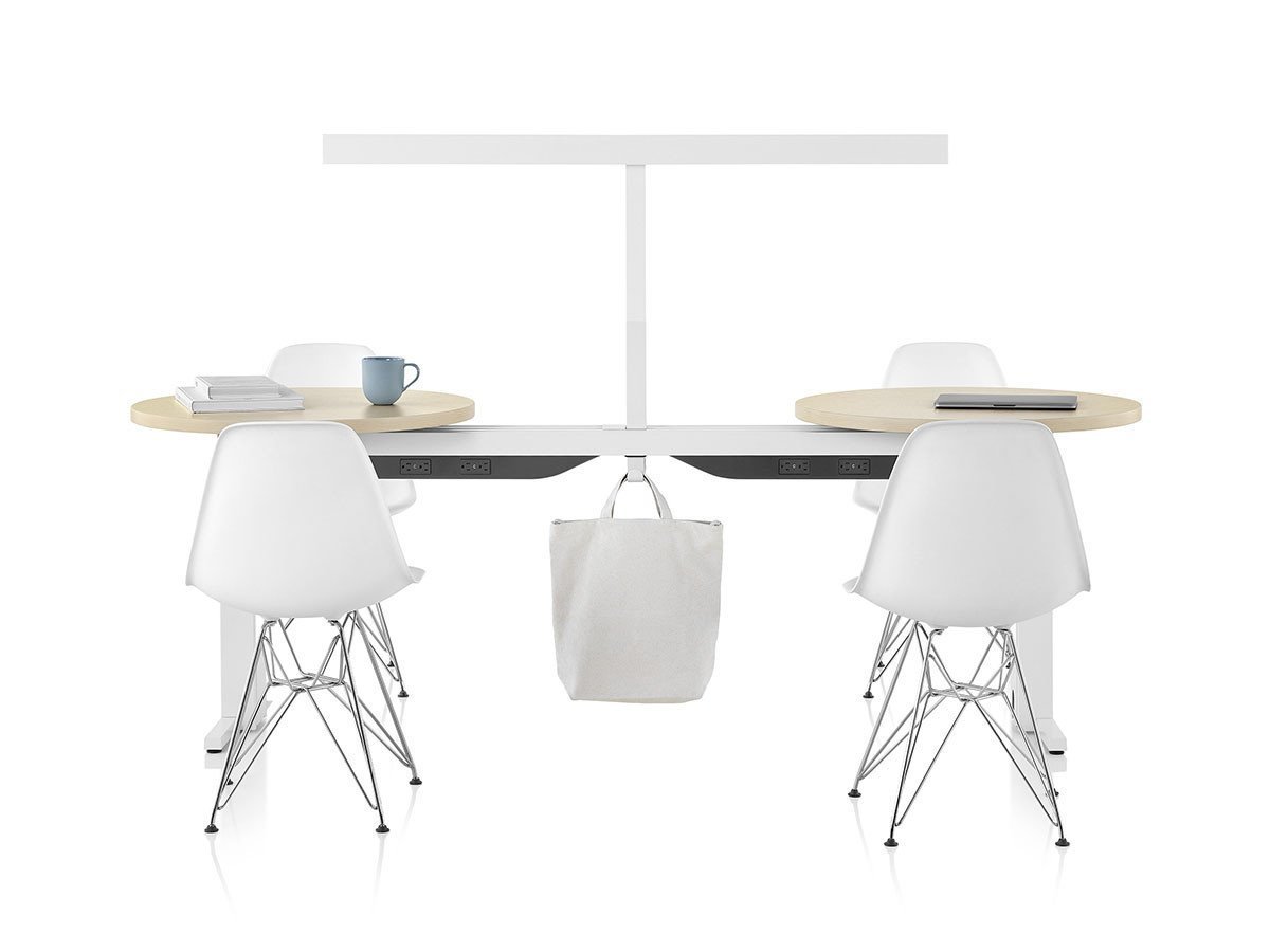 【ハーマンミラー/Herman Miller / GOODS】のEames Molded Plastic Side Shell Chair / イームズ プラスチックサイドシェルチェア ワイヤーベース / ホワイト脚 DSR. 91 インテリア・キッズ・メンズ・レディースファッション・服の通販 founy(ファニー) 　シンプル　Simple, Minimal　人気　Popular, Best Seller　フォルム　Silhouette, Form　ワイヤー　Wire, Wired Bra　ホーム・キャンプ・アウトドア・お取り寄せ　Home Living / Home & Lifestyle / Camping Gear / Outdoor Camping　家具・インテリア　Home Furniture & Interior. Stylish & Functional Living Spaces　チェア・椅子　Seating & Chairs　ダイニングチェア・木製チェア　Dining Chairs　参考イメージ|ID: prp329100001178542 ipo3291000000030223985