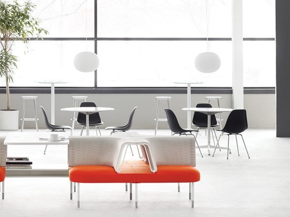 【ハーマンミラー/Herman Miller / GOODS】のEames Molded Plastic Side Shell Chair / イームズ プラスチックサイドシェルチェア 4レッグベース DSX. 47 / DSX. BK / DSX.91 インテリア・キッズ・メンズ・レディースファッション・服の通販 founy(ファニー) 　シンプル　Simple, Minimal　人気　Popular, Best Seller　フォルム　Silhouette, Form　ホーム・キャンプ・アウトドア・お取り寄せ　Home Living / Home & Lifestyle / Camping Gear / Outdoor Camping　家具・インテリア　Home Furniture & Interior. Stylish & Functional Living Spaces　チェア・椅子　Seating & Chairs　ダイニングチェア・木製チェア　Dining Chairs　シェルブラック|ID: prp329100001178548 ipo3291000000033577541