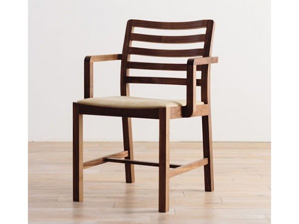 【広松木工/Hiromatsu Furniture / GOODS】のCORNICE / コルニーチェ アームチェア インテリア・キッズ・メンズ・レディースファッション・服の通販 founy(ファニー) 送料無料 Free Shipping シンプル Simple, Minimal テーブル Table, Dining Table デスク Desk, Work Desk ファブリック Fabric, Textile ベーシック Basic, Essential リネン Linen, Linen Fabric ホーム・キャンプ・アウトドア・お取り寄せ Home Living / Home & Lifestyle / Camping Gear / Outdoor Camping 家具・インテリア Home Furniture & Interior. Stylish & Functional Living Spaces チェア・椅子 Seating & Chairs ダイニングチェア・木製チェア Dining Chairs ホーム・キャンプ・アウトドア・お取り寄せ Home Living / Home & Lifestyle / Camping Gear / Outdoor Camping 家具・インテリア Home Furniture & Interior. Stylish & Functional Living Spaces チェア・椅子 Seating & Chairs アームチェア・アクセントチェア Armchairs & Accent Chairs フレーム:ウォールナット、カバー張地:ベージュ / BE(ピエトラ)|ID: prp329100001227483 ipo3291000000034434894