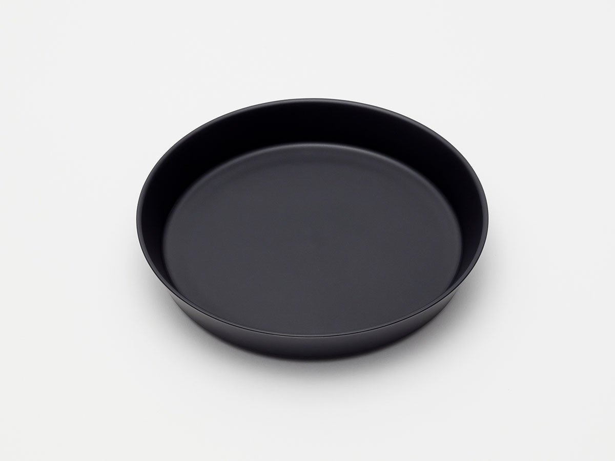 【ニーゼロイチロク/2016 / GOODS】のIngegerd Raman Plate 160 / インゲヤード・ローマン プレート 直径16cm インテリア・キッズ・メンズ・レディースファッション・服の通販 founy(ファニー) 　ガラス　Glass, Glassware　コレクション　Collection, Seasonal Line　テーブル　Table, Dining Table　プレート　Plate, Dish　皿　Plate, Dish　ブラックマット|ID: prp329100001235921 ipo3291000000035184702