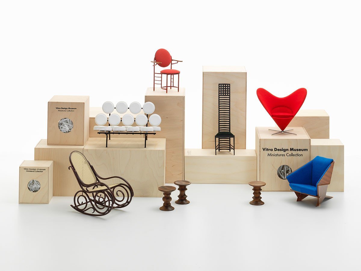 【ヴィトラ/Vitra / GOODS】のMiniatures Collection Heart-Shaped Cone Chair / ミニチュア コレクション ハートシェイプド コーンチェア 人気、トレンドファッション・服の通販 founy(ファニー) 　コレクション　Collection, Seasonal Line　軽量　Lightweight, Ultra Light　シンプル　Simple, Minimal　フォルム　Silhouette, Form　送料無料　Free Shipping　other-2|ID: prp329100001236413 ipo3291000000031520173