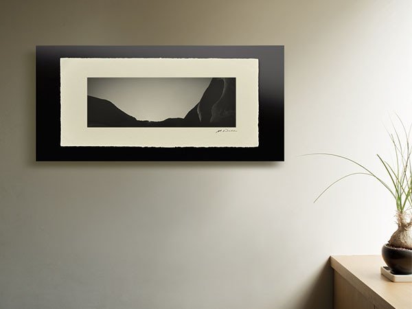 【アイグレボゥ/IGREBOW / GOODS】のオーストラリア ウルルの山頂に沈む夕日 / オーストラリア ウルルの山頂に沈む夕日 1 × 3[ 2-617-12 ] インテリア・キッズ・メンズ・レディースファッション・服の通販 founy(ファニー) 　フラット　Flat, Flat Shoes　プリント　Print, Printed Pattern　モダン　Modern, Contemporary　ランダム　Random, Irregular　送料無料　Free Shipping　額装タイプ:越前塗板額(黒)|ID: prp329100001236491 ipo3291000000030208054