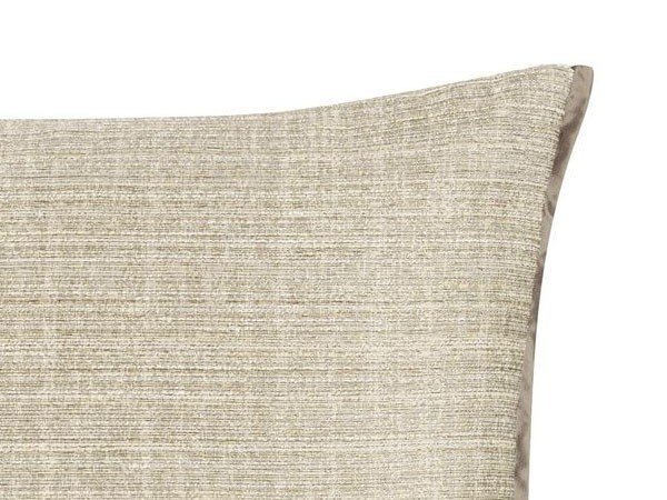 【デザイナーズ ギルド/DESIGNERS GUILD / GOODS】のManipur Cushion / マニプール クッション 43 × 43cm インテリア・キッズ・メンズ・レディースファッション・服の通販 founy(ファニー) エレガント 上品 Elegant クッション Cushion, Throw Pillow クール Cool, Chic パターン Pattern, Design Print フェザー Feather, Feather Detail ベルベット Velvet, Velvety ホーム・キャンプ・アウトドア・お取り寄せ Home Living / Home & Lifestyle / Camping Gear / Outdoor Camping 家具・インテリア Home Furniture & Interior. Stylish & Functional Living Spaces その他 インテリア雑貨、家具 Home Decor & Furniture Extras オイスター(裏面)|ID: prp329100001236834 ipo3291000000035326752