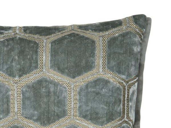 【デザイナーズ ギルド/DESIGNERS GUILD / GOODS】のManipur Cushion / マニプール クッション 43 × 43cm インテリア・キッズ・メンズ・レディースファッション・服の通販 founy(ファニー) エレガント 上品 Elegant クッション Cushion, Throw Pillow クール Cool, Chic パターン Pattern, Design Print フェザー Feather, Feather Detail ベルベット Velvet, Velvety ホーム・キャンプ・アウトドア・お取り寄せ Home Living / Home & Lifestyle / Camping Gear / Outdoor Camping 家具・インテリア Home Furniture & Interior. Stylish & Functional Living Spaces その他 インテリア雑貨、家具 Home Decor & Furniture Extras シルバー(表面)|ID: prp329100001236834 ipo3291000000035326767