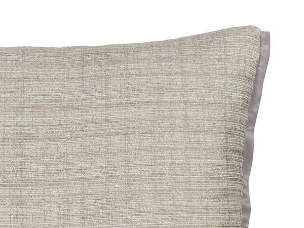 【デザイナーズ ギルド/DESIGNERS GUILD / GOODS】のManipur Cushion / マニプール クッション 43 × 43cm インテリア・キッズ・メンズ・レディースファッション・服の通販 founy(ファニー) エレガント 上品 Elegant クッション Cushion, Throw Pillow クール Cool, Chic パターン Pattern, Design Print フェザー Feather, Feather Detail ベルベット Velvet, Velvety ホーム・キャンプ・アウトドア・お取り寄せ Home Living / Home & Lifestyle / Camping Gear / Outdoor Camping 家具・インテリア Home Furniture & Interior. Stylish & Functional Living Spaces その他 インテリア雑貨、家具 Home Decor & Furniture Extras ドーヴ(裏面)|ID: prp329100001236834 ipo3291000000035326797