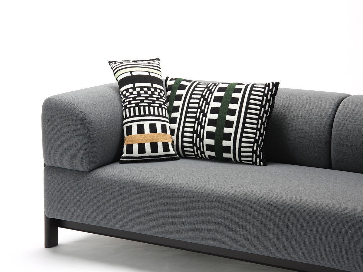 【カリモクニュースタンダード/KARIMOKU NEW STANDARD / GOODS】のSTRIPES CUSHION / ストライプス クッション S 人気、トレンドファッション・服の通販 founy(ファニー) 　送料無料　Free Shipping　クッション　Cushion　ストライプ　Stripe　フェザー　Feather　ホーム・キャンプ・アウトドア・お取り寄せ　Home,Garden,Outdoor,Camping Gear　家具・インテリア　Home Furniture & Interior. Stylish & Functional Living Spaces　その他 インテリア雑貨、家具　Furniture, Interior, Others　other-2|ID: prp329100001236853 ipo3291000000031499767