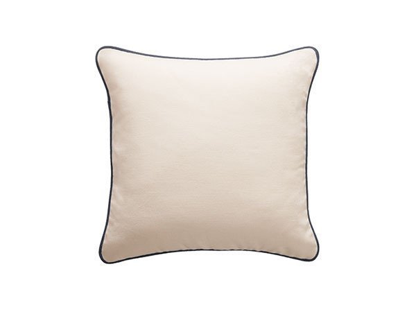 【フライミー ベーシック/FLYMEe BASIC / GOODS】のPiping Cushion / パイピング クッション インテリア・キッズ・メンズ・レディースファッション・服の通販 founy(ファニー) クッション Cushion, Throw Pillow パイピング Piping, Trim Design フェザー Feather, Feather Detail ホーム・キャンプ・アウトドア・お取り寄せ Home Living / Home & Lifestyle / Camping Gear / Outdoor Camping 家具・インテリア Home Furniture & Interior. Stylish & Functional Living Spaces その他 インテリア雑貨、家具 Home Decor & Furniture Extras 02|ID: prp329100001236854 ipo3291000000035323021