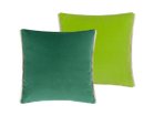 【デザイナーズ ギルド/DESIGNERS GUILD / GOODS】のVarese Cushion / バレーゼ クッション 43 × 43cm ビリジアン & アップル|ID: prp329100001236869 ipo3291000000027288526