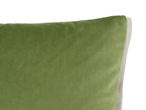 【デザイナーズ ギルド/DESIGNERS GUILD / GOODS】のVarese Cushion / バレーゼ クッション 43 × 43cm インテリア・キッズ・メンズ・レディースファッション・服の通販 founy(ファニー) 　クッション　Cushion　パターン　Pattern　フェザー　Feather　ベルベット　Velvet　リバーシブル　Reversible　ホーム・キャンプ・アウトドア・お取り寄せ　Home,Garden,Outdoor,Camping Gear　家具・インテリア　Furniture　その他 インテリア雑貨、家具　Furniture, Interior, Others　プルシアン & グラス(裏面)|ID: prp329100001236869 ipo3291000000027288564