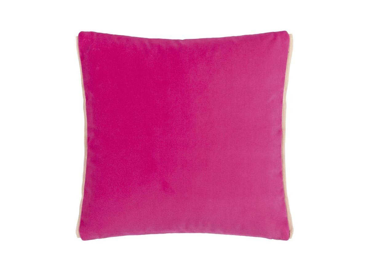 【デザイナーズ ギルド/DESIGNERS GUILD / GOODS】のVarese Cushion / バレーゼ クッション 43 × 43cm インテリア・キッズ・メンズ・レディースファッション・服の通販 founy(ファニー) 　クッション　Cushion　パターン　Pattern　フェザー　Feather　ベルベット　Velvet　リバーシブル　Reversible　ホーム・キャンプ・アウトドア・お取り寄せ　Home,Garden,Outdoor,Camping Gear　家具・インテリア　Furniture　その他 インテリア雑貨、家具　Furniture, Interior, Others　フューシャ & マラカイト(表面)|ID: prp329100001236869 ipo3291000000027288566