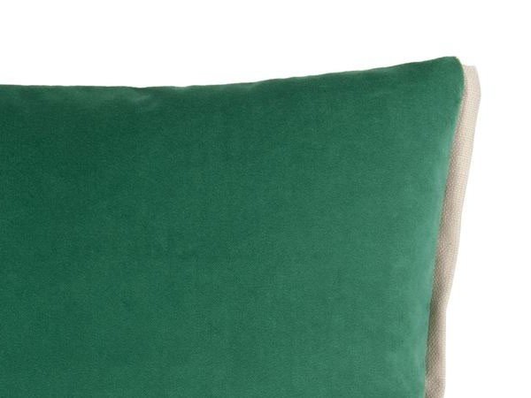 【デザイナーズ ギルド/DESIGNERS GUILD / GOODS】のVarese Cushion / バレーゼ クッション 43 × 43cm インテリア・キッズ・メンズ・レディースファッション・服の通販 founy(ファニー) 　クッション　Cushion　パターン　Pattern　フェザー　Feather　ベルベット　Velvet　リバーシブル　Reversible　ホーム・キャンプ・アウトドア・お取り寄せ　Home,Garden,Outdoor,Camping Gear　家具・インテリア　Furniture　その他 インテリア雑貨、家具　Furniture, Interior, Others　ビリジアン & アップル(表面)|ID: prp329100001236869 ipo3291000000027288590