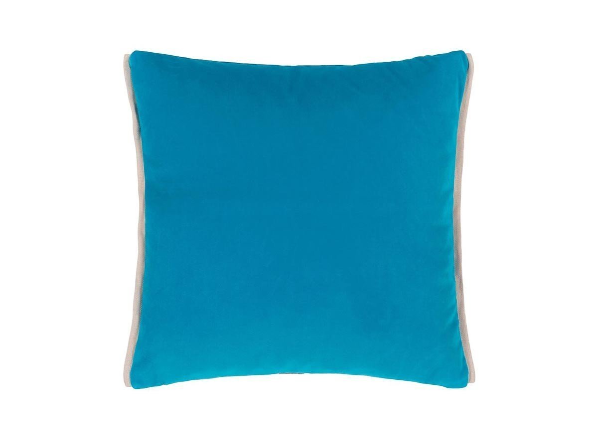 【デザイナーズ ギルド/DESIGNERS GUILD / GOODS】のVarese Cushion / バレーゼ クッション 43 × 43cm インテリア・キッズ・メンズ・レディースファッション・服の通販 founy(ファニー) 　クッション　Cushion　パターン　Pattern　フェザー　Feather　ベルベット　Velvet　リバーシブル　Reversible　ホーム・キャンプ・アウトドア・お取り寄せ　Home,Garden,Outdoor,Camping Gear　家具・インテリア　Furniture　その他 インテリア雑貨、家具　Furniture, Interior, Others　アズール & ティール(表面)|ID: prp329100001236869 ipo3291000000027288593