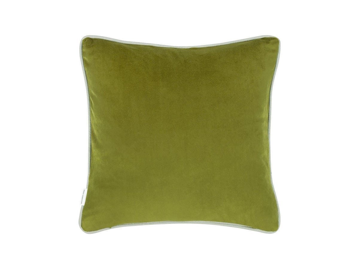 【デザイナーズ ギルド/DESIGNERS GUILD / GOODS】のCorda Cushion / コルダ クッション 43 × 43cm インテリア・キッズ・メンズ・レディースファッション・服の通販 founy(ファニー) 　クッション　Cushion　コーデュロイ　Corduroy　パイピング　Piping　パターン　Pattern　フェザー　Feather　ベルベット　Velvet　リネン　Linen　無地　Plain Color　ホーム・キャンプ・アウトドア・お取り寄せ　Home,Garden,Outdoor,Camping Gear　家具・インテリア　Furniture　その他 インテリア雑貨、家具　Furniture, Interior, Others　フォレスト(裏面)|ID: prp329100001236871 ipo3291000000027288483