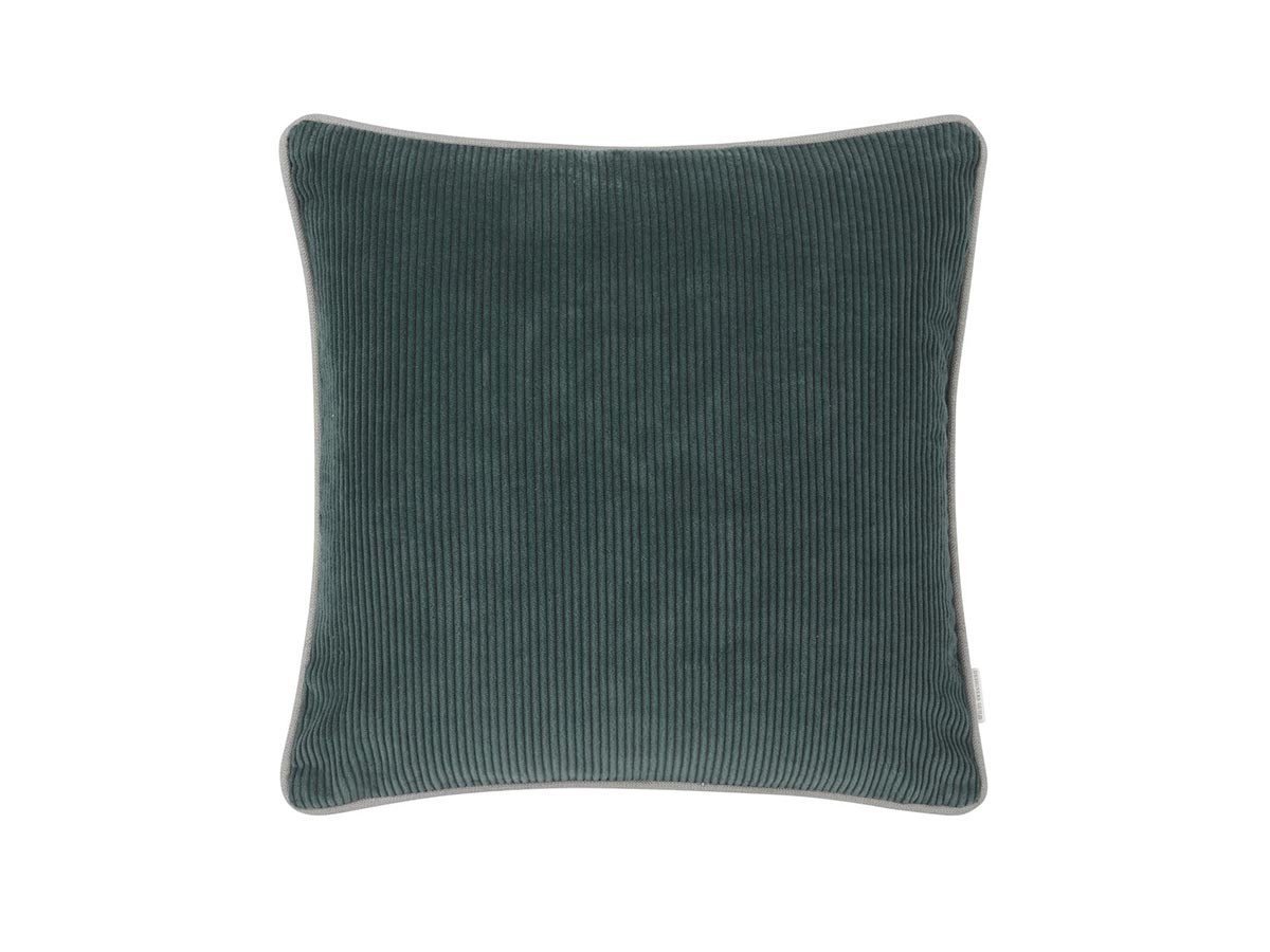 【デザイナーズ ギルド/DESIGNERS GUILD / GOODS】のCorda Cushion / コルダ クッション 43 × 43cm インテリア・キッズ・メンズ・レディースファッション・服の通販 founy(ファニー) クッション Cushion, Throw Pillow コーデュロイ Corduroy, Cord Fabric パイピング Piping, Trim Design パターン Pattern, Design Print フェザー Feather, Feather Detail ベルベット Velvet, Velvety リネン Linen, Linen Fabric 無地 Plain, Solid Color ホーム・キャンプ・アウトドア・お取り寄せ Home Living / Home & Lifestyle / Camping Gear / Outdoor Camping 家具・インテリア Home Furniture & Interior. Stylish & Functional Living Spaces その他 インテリア雑貨、家具 Home Decor & Furniture Extras カデット(表面)|ID: prp329100001236871 ipo3291000000035326811