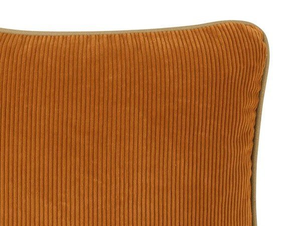 【デザイナーズ ギルド/DESIGNERS GUILD / GOODS】のCorda Cushion / コルダ クッション 43 × 43cm インテリア・キッズ・メンズ・レディースファッション・服の通販 founy(ファニー) クッション Cushion, Throw Pillow コーデュロイ Corduroy, Cord Fabric パイピング Piping, Trim Design パターン Pattern, Design Print フェザー Feather, Feather Detail ベルベット Velvet, Velvety リネン Linen, Linen Fabric 無地 Plain, Solid Color ホーム・キャンプ・アウトドア・お取り寄せ Home Living / Home & Lifestyle / Camping Gear / Outdoor Camping 家具・インテリア Home Furniture & Interior. Stylish & Functional Living Spaces その他 インテリア雑貨、家具 Home Decor & Furniture Extras シエナ(表面)|ID: prp329100001236871 ipo3291000000035326821