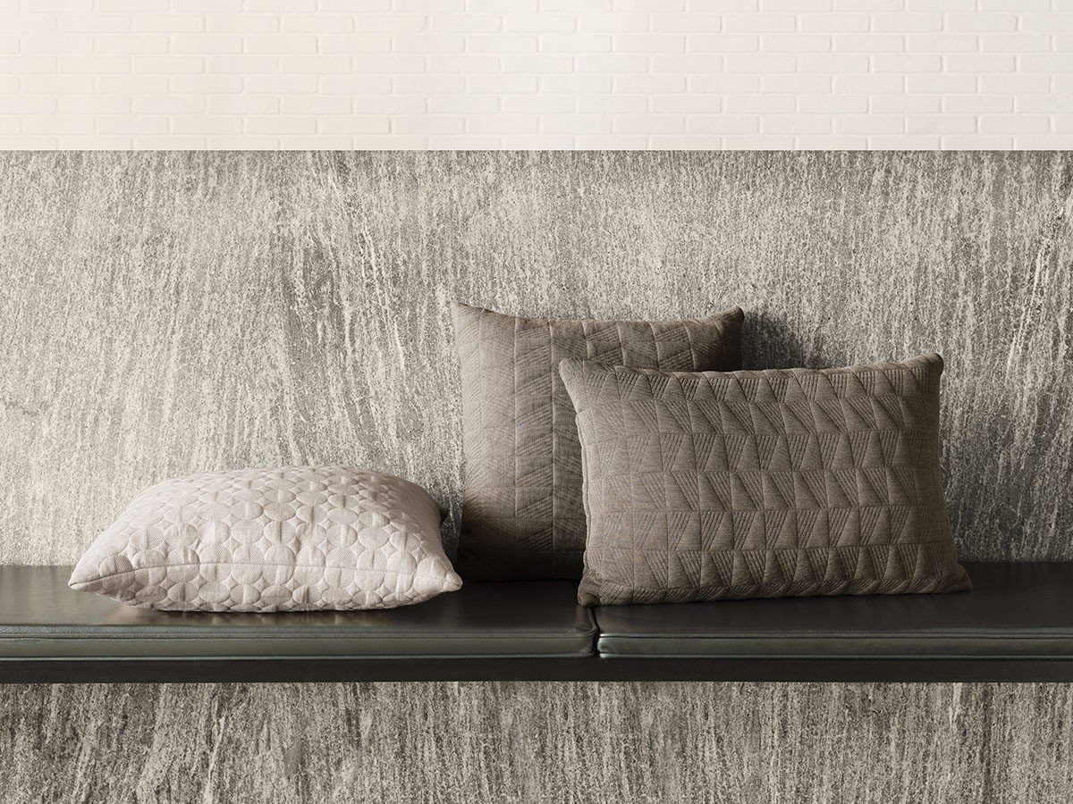 【フリッツ ハンセン/FRITZ HANSEN / GOODS】のCUSHION ARNE JACOBSEN TRAPEZ / クッション アルネ・ヤコブセン トラペズ 50 × 50 人気、トレンドファッション・服の通販 founy(ファニー) 　送料無料　Free Shipping　アクセサリー　Accessories　クッション　Cushion　コレクション　Collection　パターン　Pattern　ホーム・キャンプ・アウトドア・お取り寄せ　Home,Garden,Outdoor,Camping Gear　家具・インテリア　Furniture　その他 インテリア雑貨、家具　Furniture, Interior, Others　other-5|ID: prp329100001236885 ipo3291000000031496857