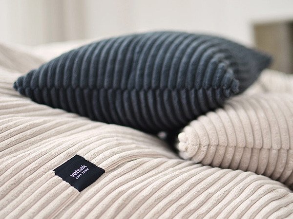 【フェットサック/vetsak / GOODS】のpillow / ピロー インテリア・キッズ・メンズ・レディースファッション・服の通販 founy(ファニー) 送料無料 Free Shipping クッション Cushion, Throw Pillow ベルベット Velvet, Velvety ベロア Velour, Soft Velvet リラックス Relax, Relaxed Fit ホーム・キャンプ・アウトドア・お取り寄せ Home Living / Home & Lifestyle / Camping Gear / Outdoor Camping 家具・インテリア Home Furniture & Interior. Stylish & Functional Living Spaces その他 インテリア雑貨、家具 Home Decor & Furniture Extras コードベロア参考イメージ|ID: prp329100001236891 ipo3291000000035322874