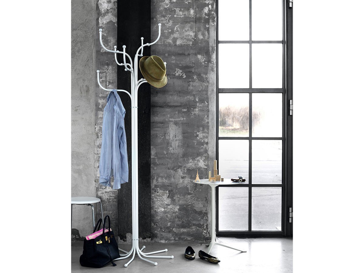 【フリッツ ハンセン/FRITZ HANSEN / GOODS】のCOAT TREE / コートツリー コートスタンド インテリア・キッズ・メンズ・レディースファッション・服の通販 founy(ファニー) 　スタンド　Stand Collar, Upright Stand　ホーム・キャンプ・アウトドア・お取り寄せ　Home Living / Home & Lifestyle / Camping Gear / Outdoor Camping　家具・インテリア　Home Furniture & Interior. Stylish & Functional Living Spaces　その他 インテリア雑貨、家具　Home Decor & Furniture Extras　参考イメージ|ID: prp329100001236945 ipo3291000000030216572