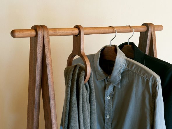 【コサイン/cosine / GOODS】のDRESS RACK / ドレスラック インテリア・キッズ・メンズ・レディースファッション・服の通販 founy(ファニー) 　送料無料　Free Shipping　シンプル　Simple, Minimal　ドレス　Dress, One-Piece　ホーム・キャンプ・アウトドア・お取り寄せ　Home Living / Home & Lifestyle / Camping Gear / Outdoor Camping　家具・インテリア　Home Furniture & Interior. Stylish & Functional Living Spaces　その他 インテリア雑貨、家具　Home Decor & Furniture Extras　フック(別売り)使用イメージウッド:ウォルナット|ID: prp329100001236956 ipo3291000000030216732