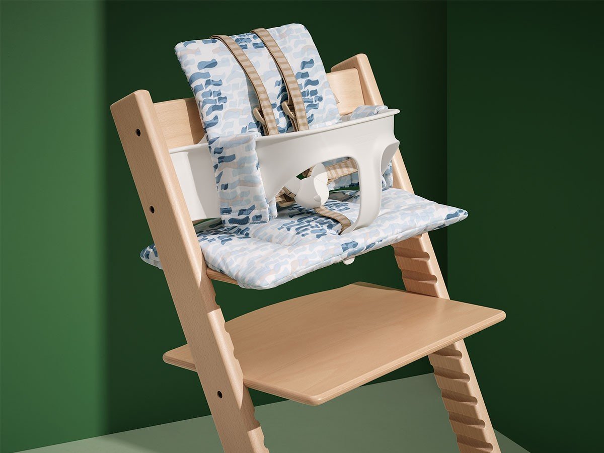 【ストッケ/STOKKE / GOODS】のTRIPP TRAPP / トリップ トラップ クラシッククッション インテリア・キッズ・メンズ・レディースファッション・服の通販 founy(ファニー) 　クッション　Cushion　クラシック　Classic　ベビー　Baby　ホーム・キャンプ・アウトドア・お取り寄せ　Home,Garden,Outdoor,Camping Gear　家具・インテリア　Home Furniture & Interior. Stylish & Functional Living Spaces　キッズ家具　Kids' Furniture　キッズチェア・ベビーチェア　Kids Chair/Baby Chair　組合せ例:トリップ トラップ(ナチュラル) + ベビーセット(ホワイト) + クラシッククッション(|ID: prp329100001241752 ipo3291000000032258867
