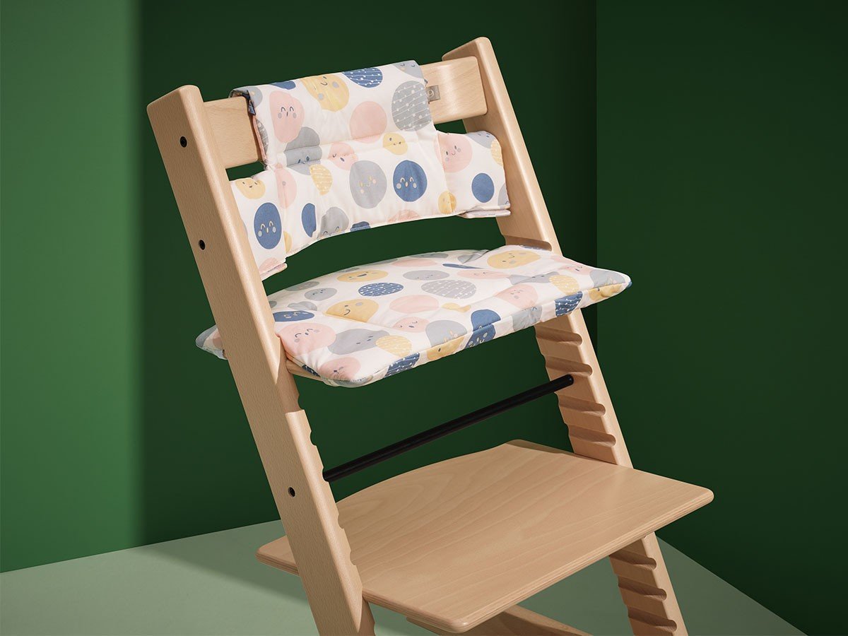 【ストッケ/STOKKE / GOODS】のTRIPP TRAPP / トリップ トラップ クラシッククッション インテリア・キッズ・メンズ・レディースファッション・服の通販 founy(ファニー) 　クッション　Cushion　クラシック　Classic　ベビー　Baby　ホーム・キャンプ・アウトドア・お取り寄せ　Home,Garden,Outdoor,Camping Gear　家具・インテリア　Home Furniture & Interior. Stylish & Functional Living Spaces　キッズ家具　Kids' Furniture　キッズチェア・ベビーチェア　Kids Chair/Baby Chair　組合せ例:トリップ トラップ(ナチュラル) + クラシッククッション(ソウルシステム)|ID: prp329100001241752 ipo3291000000032258868