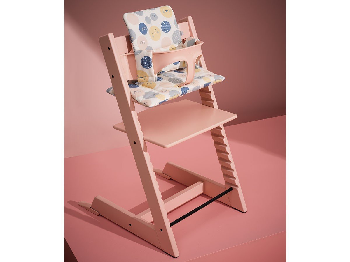 【ストッケ/STOKKE / GOODS】のTRIPP TRAPP / トリップ トラップ クラシッククッション インテリア・キッズ・メンズ・レディースファッション・服の通販 founy(ファニー) 　クッション　Cushion　クラシック　Classic　ベビー　Baby　ホーム・キャンプ・アウトドア・お取り寄せ　Home,Garden,Outdoor,Camping Gear　家具・インテリア　Home Furniture & Interior. Stylish & Functional Living Spaces　キッズ家具　Kids' Furniture　キッズチェア・ベビーチェア　Kids Chair/Baby Chair　組合せ例:トリップ トラップ(セレーヌピンク) + ベビーセット(セレーヌピンク) + クラシックク|ID: prp329100001241752 ipo3291000000032258872