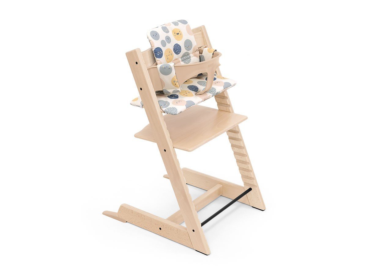 【ストッケ/STOKKE / GOODS】のTRIPP TRAPP / トリップ トラップ クラシッククッション インテリア・キッズ・メンズ・レディースファッション・服の通販 founy(ファニー) 　クッション　Cushion　クラシック　Classic　ベビー　Baby　ホーム・キャンプ・アウトドア・お取り寄せ　Home,Garden,Outdoor,Camping Gear　家具・インテリア　Home Furniture & Interior. Stylish & Functional Living Spaces　キッズ家具　Kids' Furniture　キッズチェア・ベビーチェア　Kids Chair/Baby Chair　組合せ例:トリップ トラップ(ナチュラル) + ベビーセット(ナチュラル) + クラシッククッション|ID: prp329100001241752 ipo3291000000032258886
