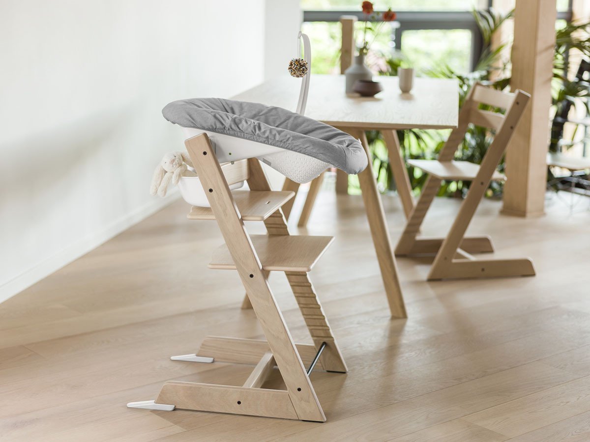 【ストッケ/STOKKE / GOODS】のTRIPP TRAPP / トリップ トラップ ニューボーンセット インテリア・キッズ・メンズ・レディースファッション・服の通販 founy(ファニー) 　ショルダー　Shoulder　テーブル　Table　ベビー　Baby　リバーシブル　Reversible　送料無料　Free Shipping　ホーム・キャンプ・アウトドア・お取り寄せ　Home,Garden,Outdoor,Camping Gear　家具・インテリア　Home Furniture & Interior. Stylish & Functional Living Spaces　キッズ家具　Kids' Furniture　キッズチェア・ベビーチェア　Kids Chair/Baby Chair　組合せ例:ニューボーンセット(グレー) + トリップ トラップ(ナチュラル) + オーガナイザー /|ID: prp329100001241756 ipo3291000000032258740