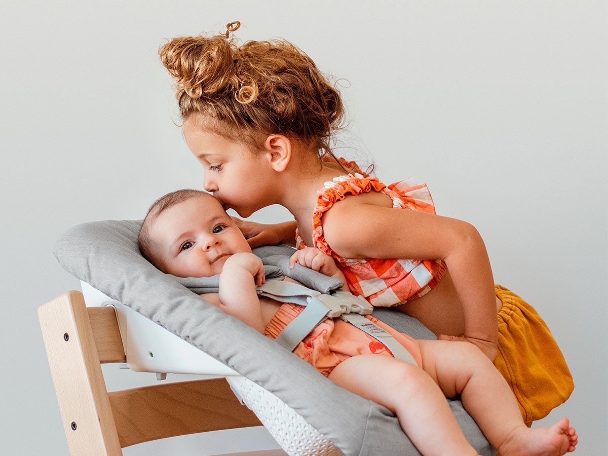 【ストッケ/STOKKE / GOODS】のTRIPP TRAPP / トリップ トラップ ニューボーンセット インテリア・キッズ・メンズ・レディースファッション・服の通販 founy(ファニー) 　ショルダー　Shoulder　テーブル　Table　ベビー　Baby　リバーシブル　Reversible　送料無料　Free Shipping　ホーム・キャンプ・アウトドア・お取り寄せ　Home,Garden,Outdoor,Camping Gear　家具・インテリア　Home Furniture & Interior. Stylish & Functional Living Spaces　キッズ家具　Kids' Furniture　キッズチェア・ベビーチェア　Kids Chair/Baby Chair　組合せ例:ニューボーンセット(グレー) + トリップ トラップ(ナチュラル)|ID: prp329100001241756 ipo3291000000032258754