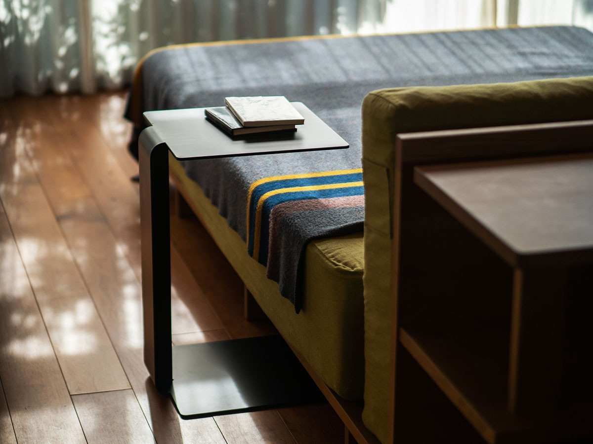 【コンプレックス/COMPLEX / GOODS】のBLACK SIDE TABLE / ブラック サイドテーブル 人気、トレンドファッション・服の通販 founy(ファニー) 　シンプル　Simple, Minimal　テーブル　Table, Dining Table　フォルム　Silhouette, Form　フレーム　Frame, Outline　ホーム・キャンプ・アウトドア・お取り寄せ　Home Living / Home & Lifestyle / Camping Gear / Outdoor Camping　家具・インテリア　Home Furniture & Interior. Stylish & Functional Living Spaces　テーブル　Dining, Coffee & Side Tables　サイドテーブル・ナイトテーブル　Side & End Tables　other-2|ID: prp329100001294223 ipo3291000000031518309
